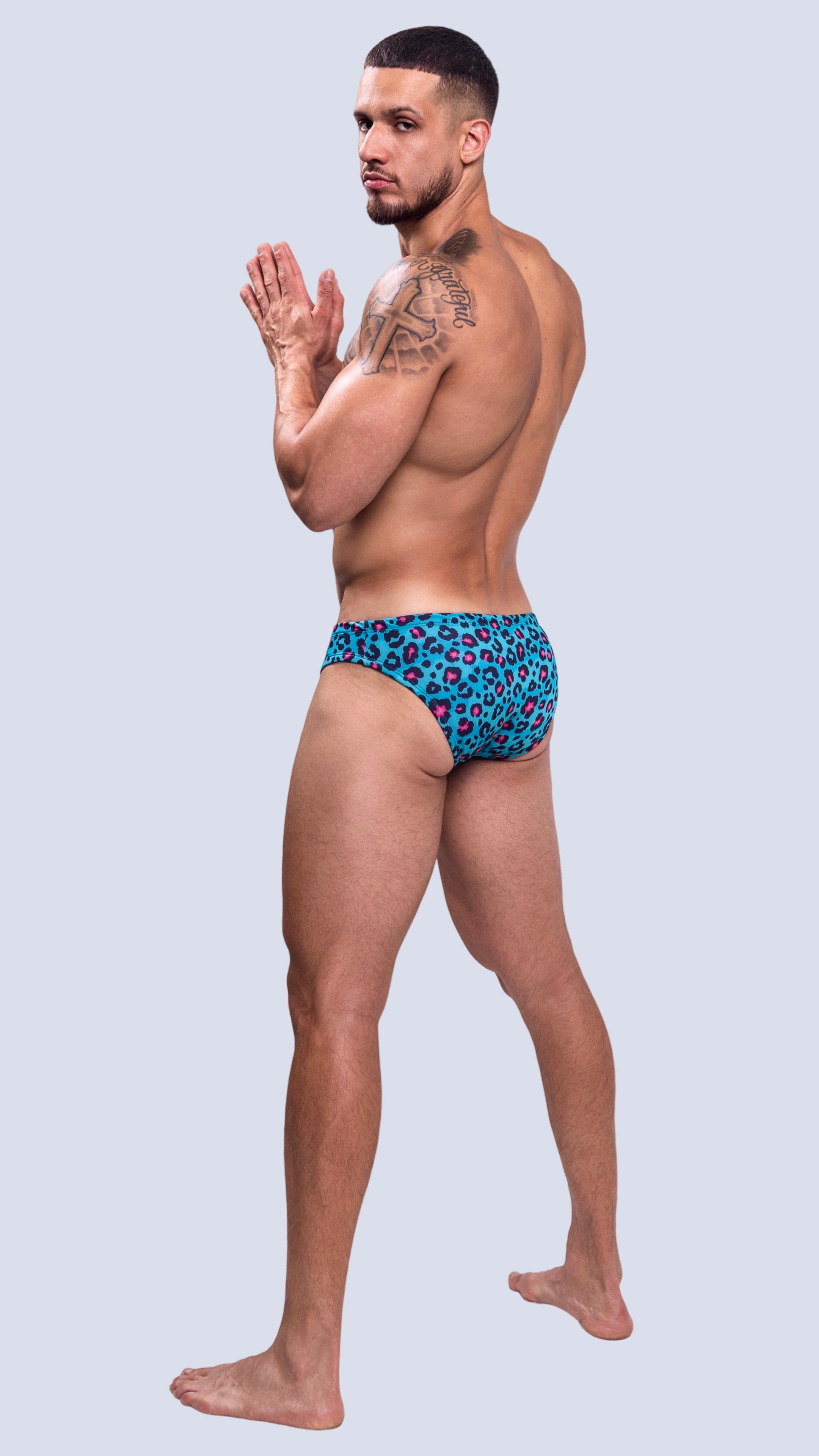 ISLAND TROPIC WATERBRIEF